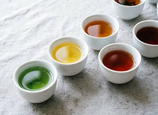 上海品茶工作室茶品评测：今年最值得喝的3款岩茶